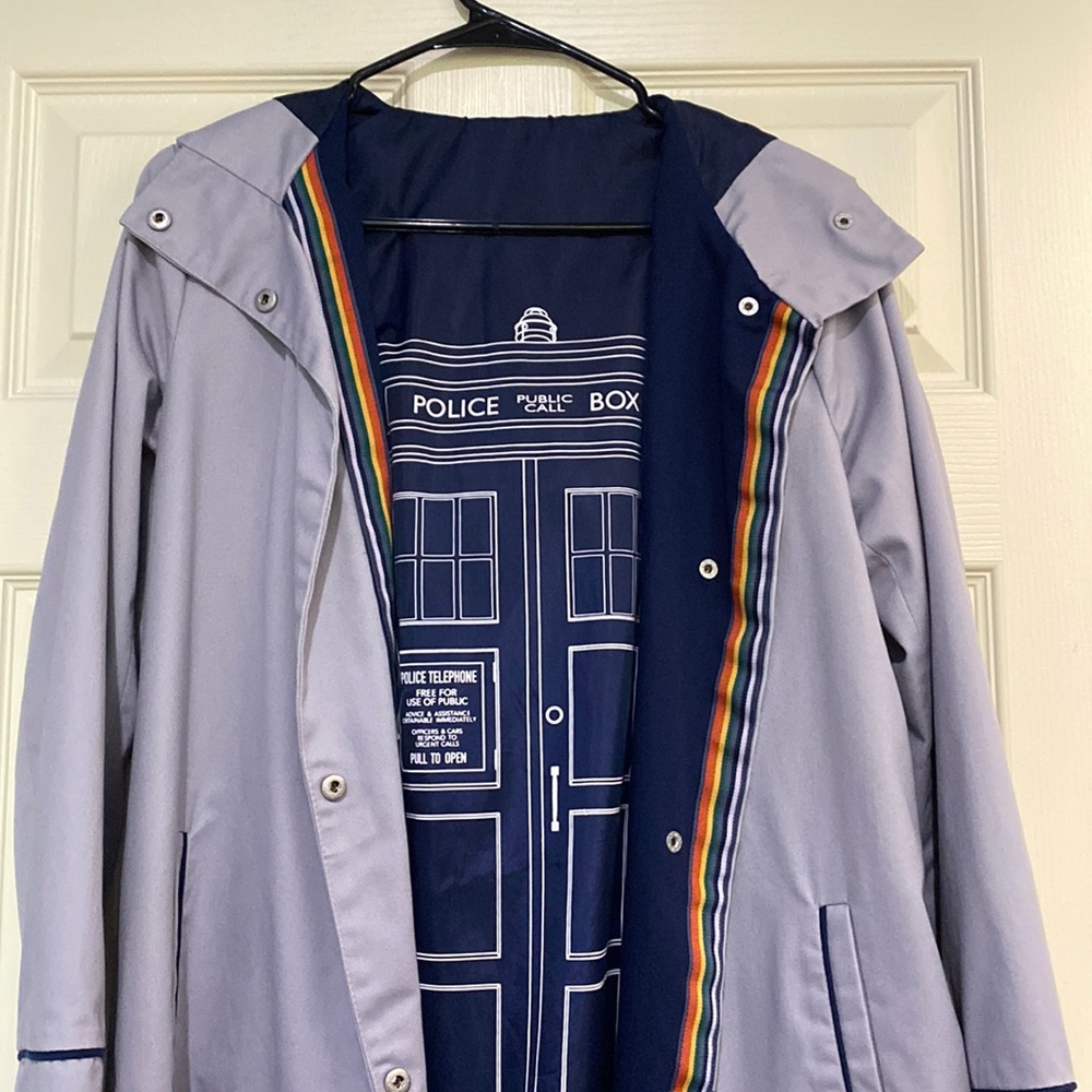 Her Universe Doctor Who Thirteenth Doctor Trench Coat